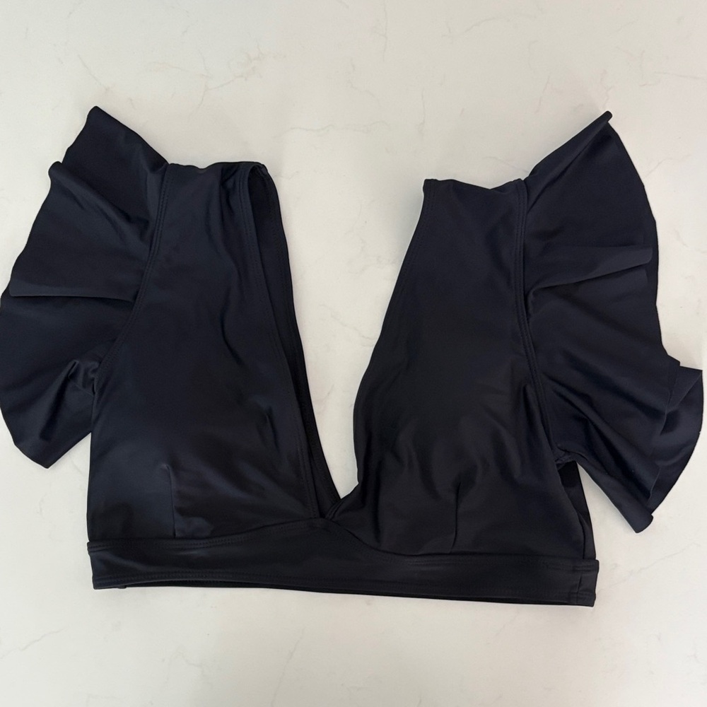 NWT Sporlike Black Ruffled Bikini Top XL